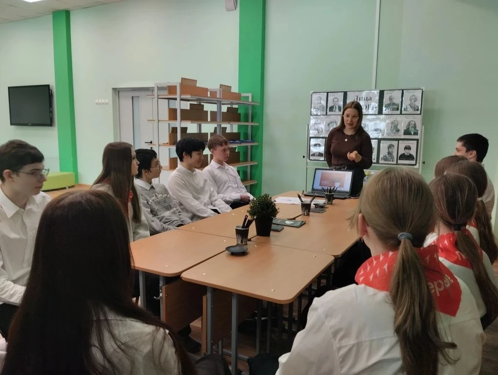 🌟 Встреча участников Движения Первых 🚀  В Центре Детских Инициатив состоялась важная встреча участни