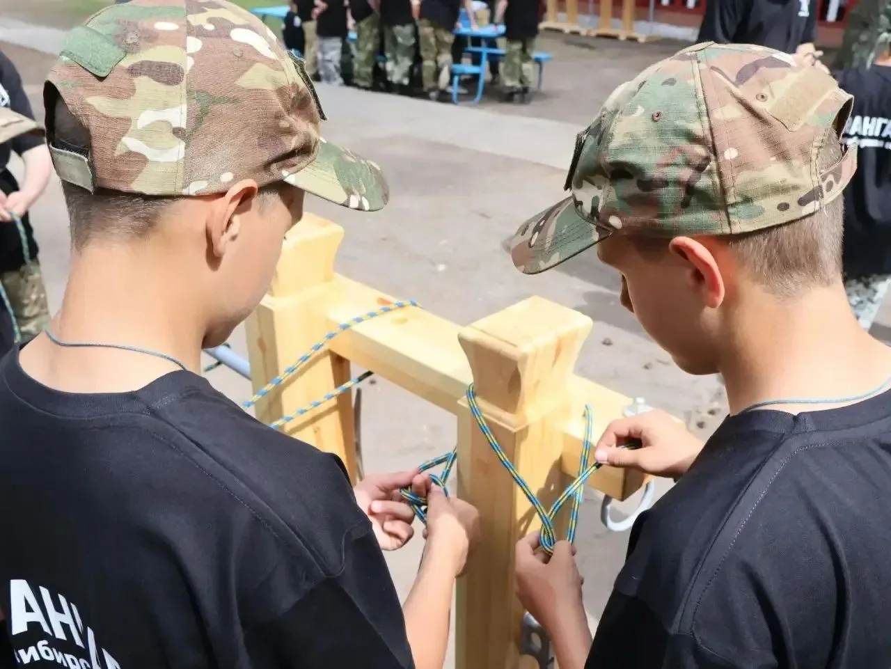 Уважаемые родители! 

Остались ещё места на областную профильную смену  «Военно-морской флот. Начало