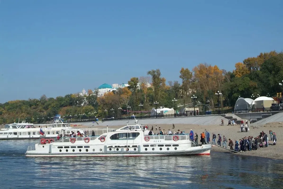 Уважаемые работники морского и речного флота! Поздравляю вас с профессиональным праздни...