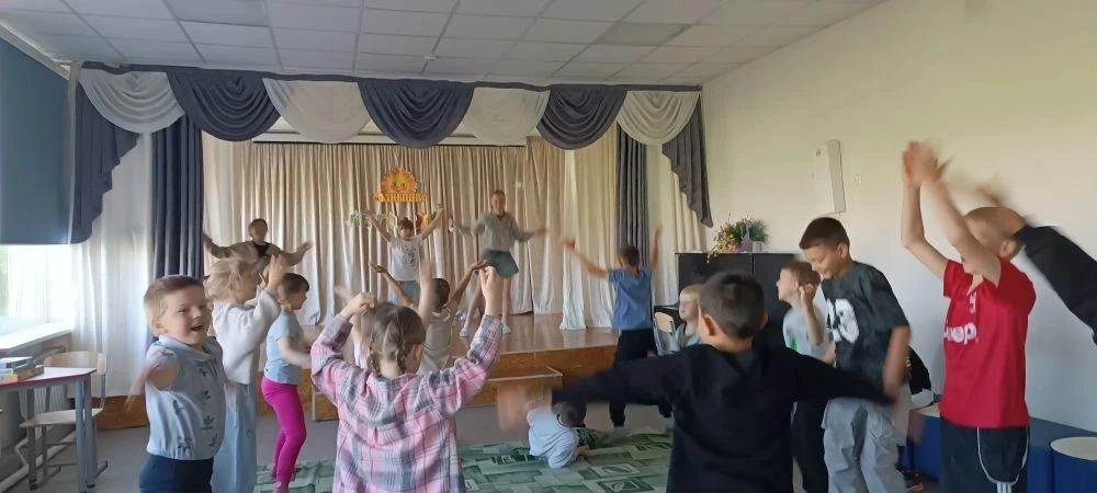 Сегодня день в лагере начался с минутки здоровья и правильного питания. Сегодняшний день мы посвятил
