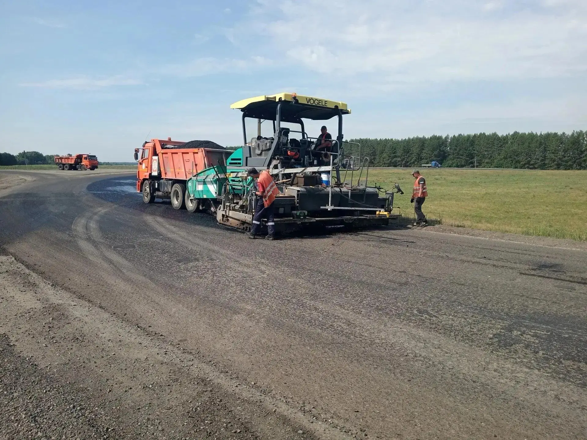 В Алтайском крае отремонтируют почти 6 км дороги, ведущей к городу-курорту федерального значения
В С