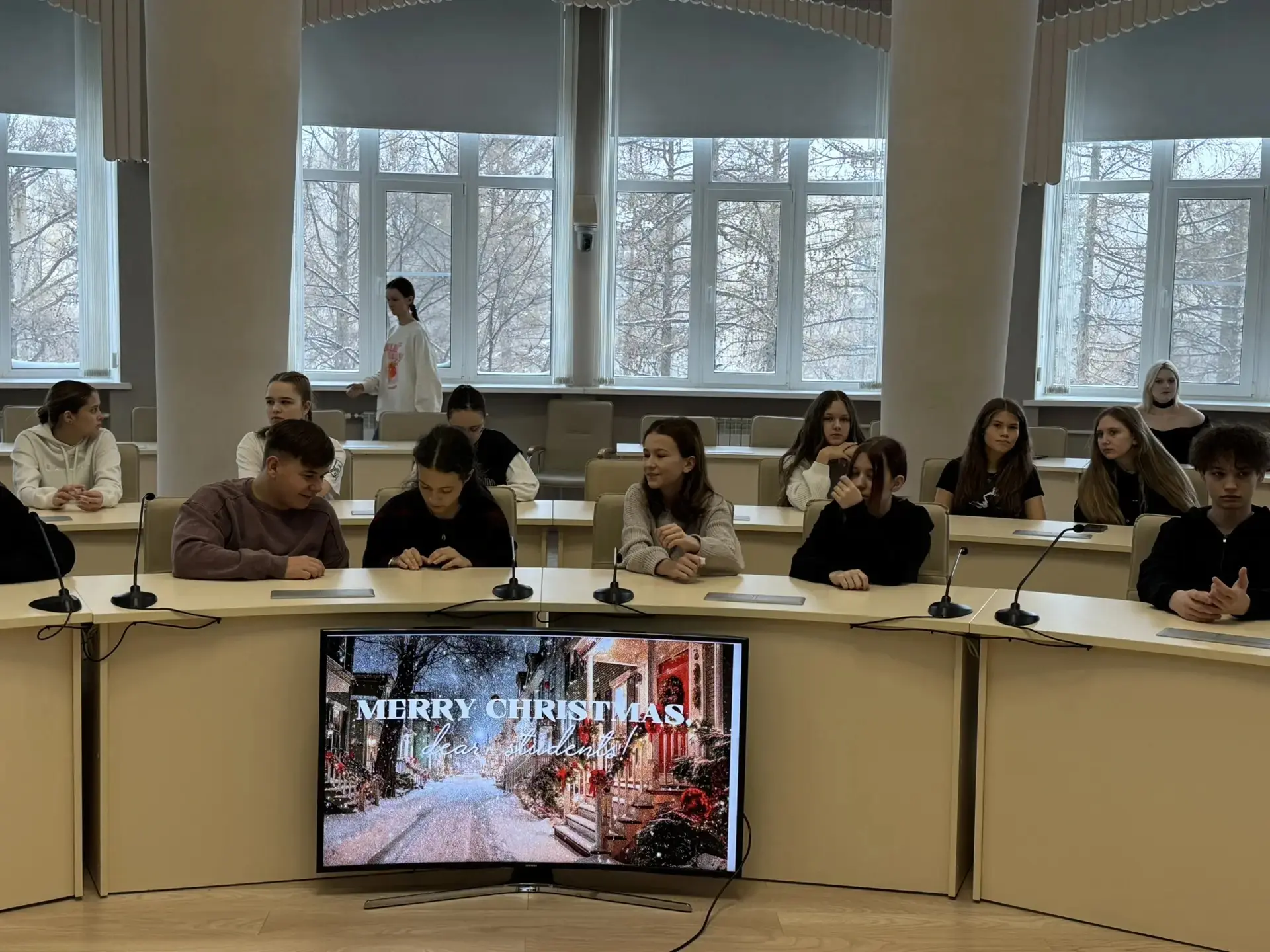 🎅Счастливое Рождество в ТОГУ: путешествие восьмиклассников в мир студенчества  2️⃣5️⃣ декабря ученик