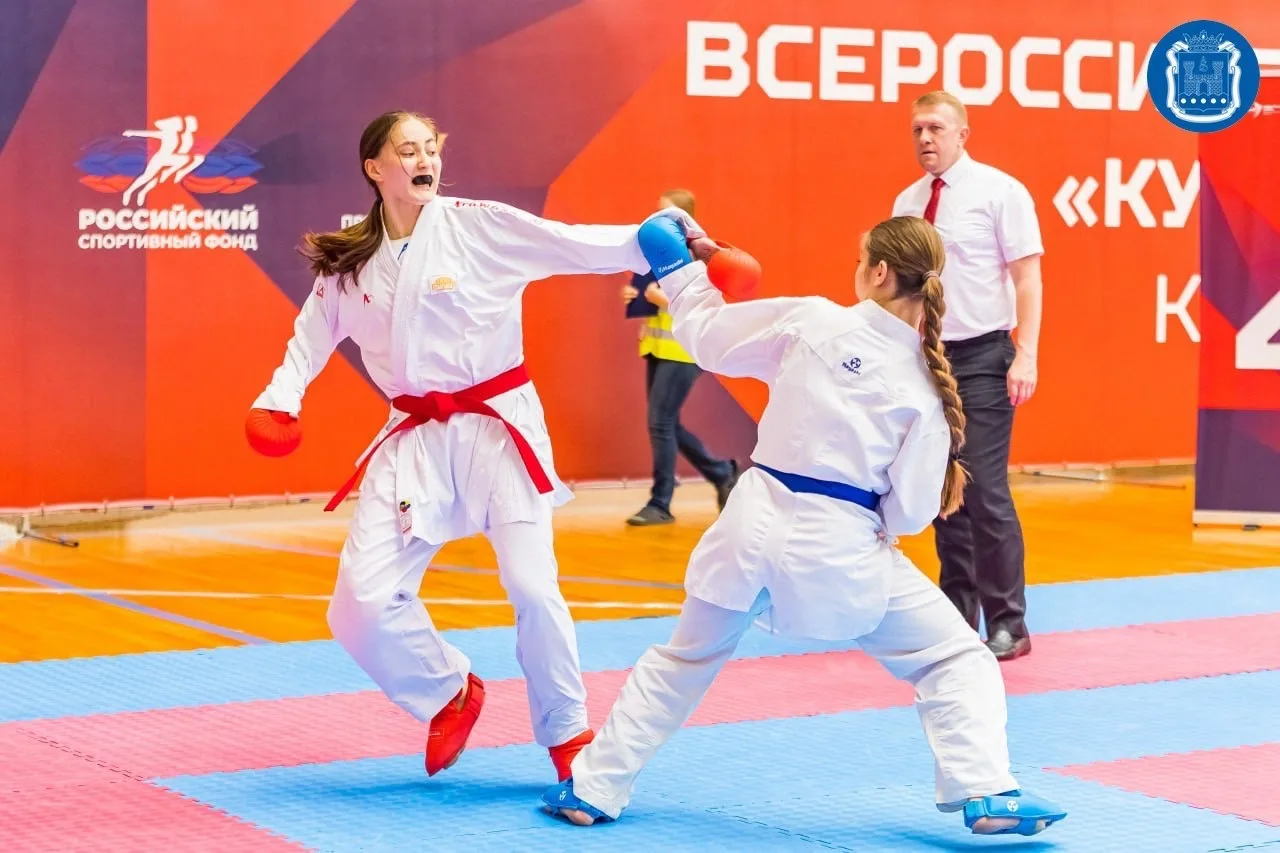 Во Дворце спорта «АВТОТОР-Арена» прошли соревнования по карате WKF. В турнире участвовали 800 спортс