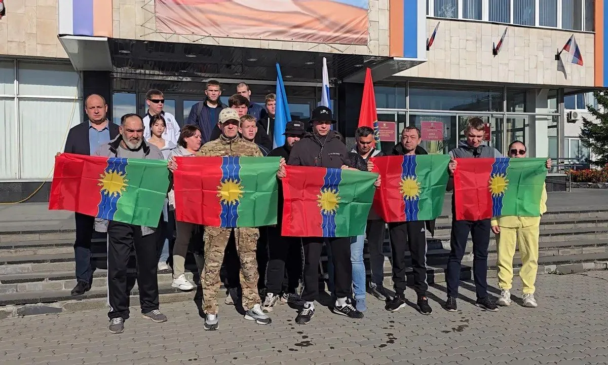 🪖Ещё пятеро добровольцев из Братска отправились на военную службу