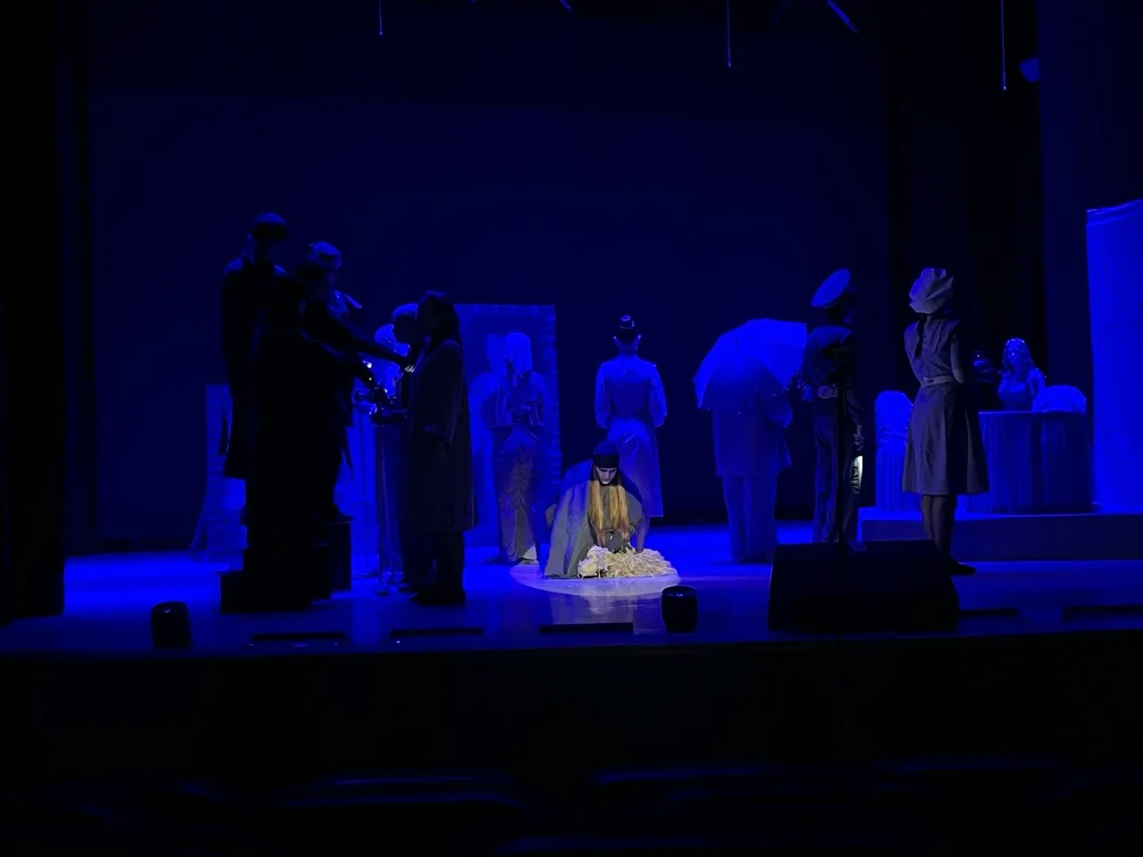 ОДИН ДЕНЬ С ТЕАТРОМ 🎭   Театральная студия «Шум за сценой» большим коллективом приняла участие в Меж