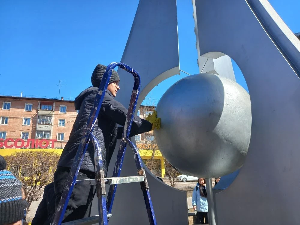 🌍 «Космический субботник»: традиция, которая объединяет! 🌍  ✨Каждый год в канун Дня космонавтики уче