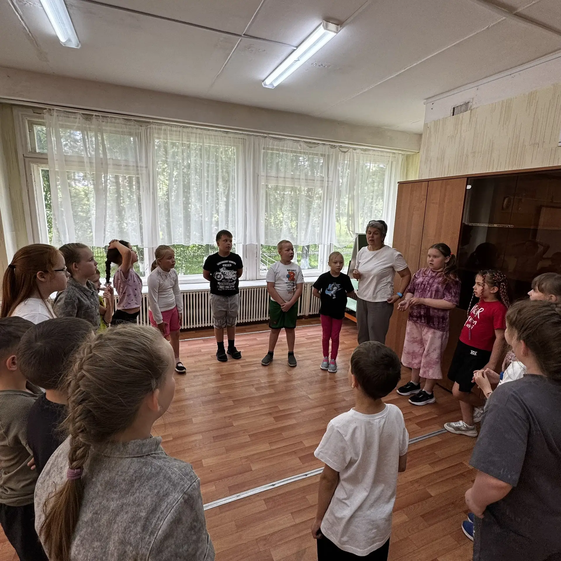 👋 Игры на знакомства: новые друзья и море улыбок в нашем ДОЛе! 😊

Делимся тёплой атмосферой из наш