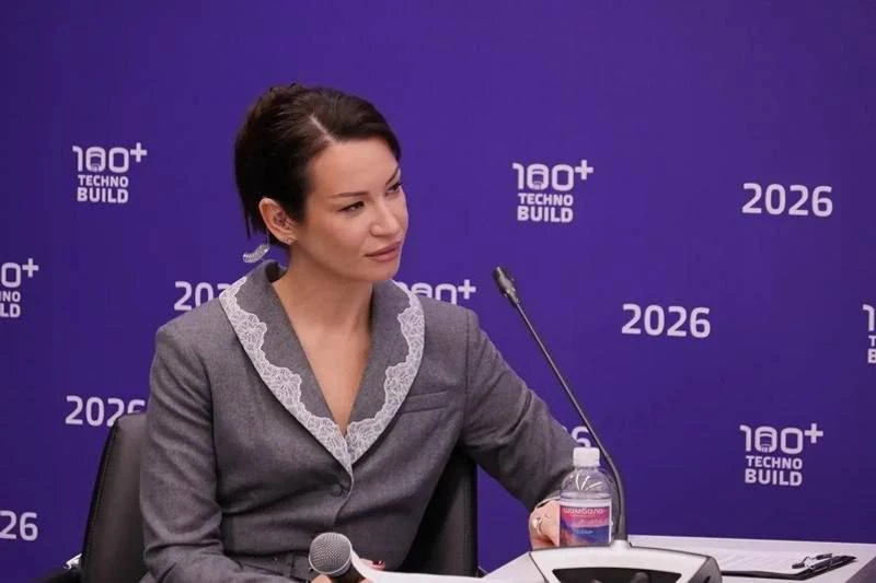 На Иду Галич пришла толпа на встречу на форуме 100+