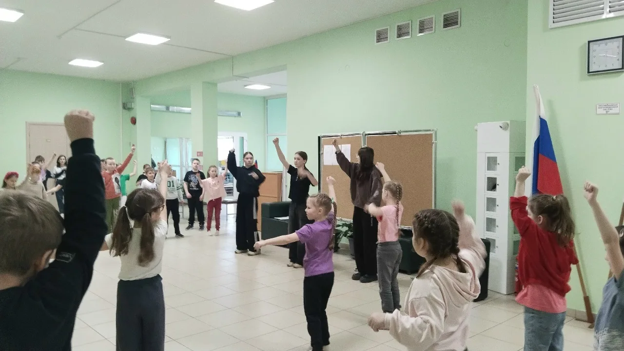Каникулы с пользой!👍  🎉С 30 марта на базе нашей школы работает детский оздоровительный лагерь для уч