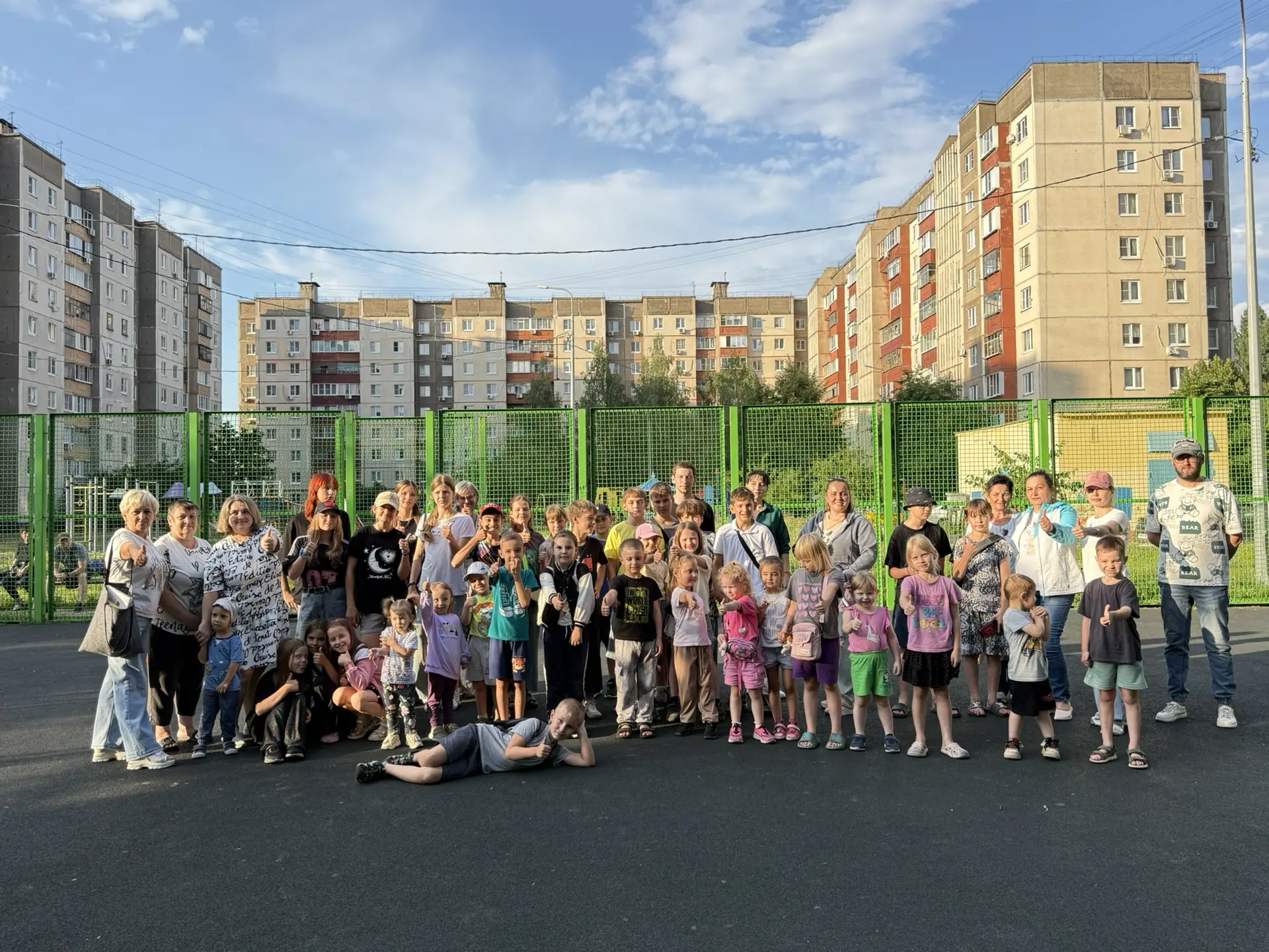 В преддверии Дня города педагоги организовали серию мероприятий в рамках проекта «Выходи во двор», н