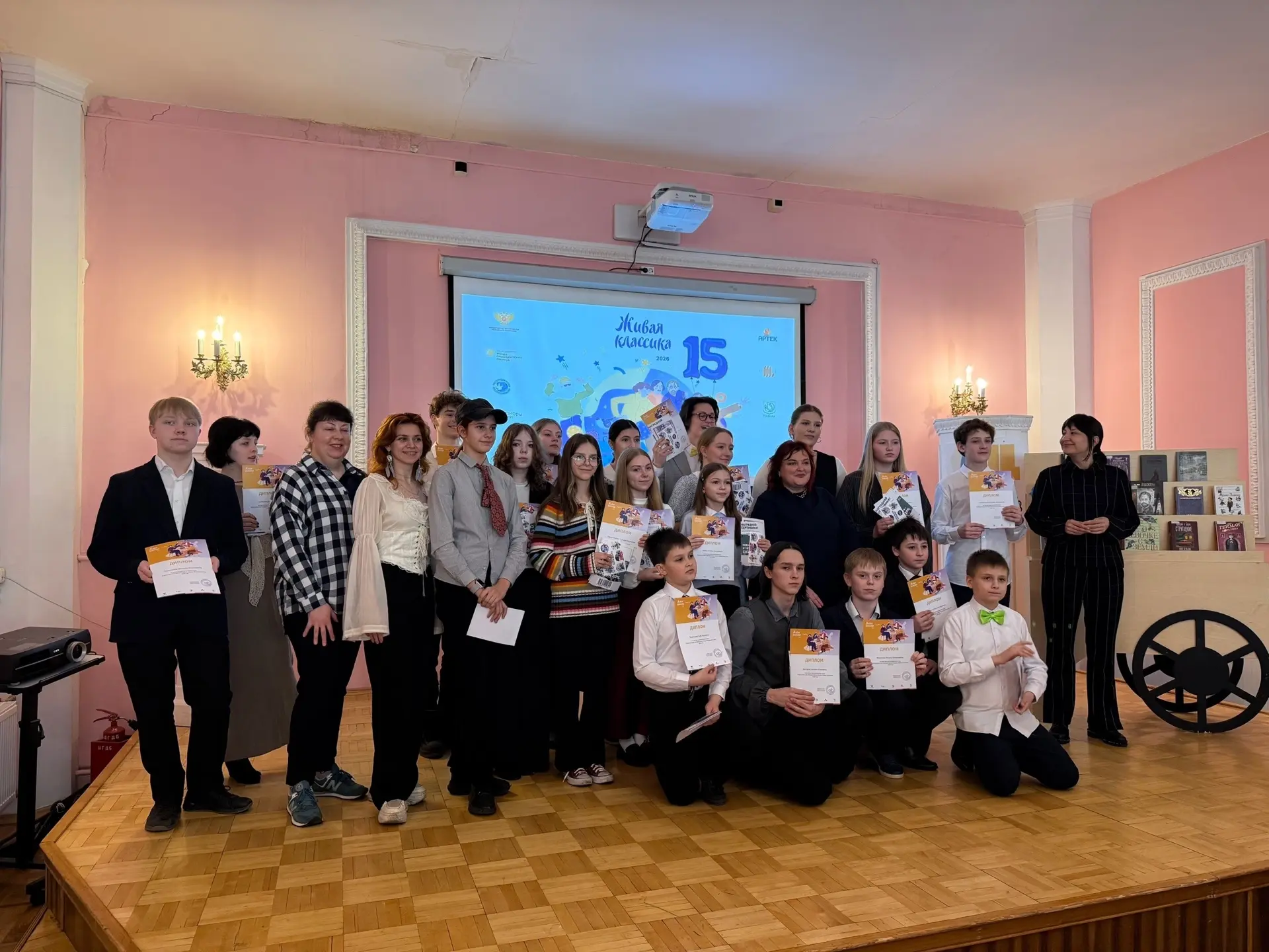 🎉 И вновь «Живая классика»! 🎉 Ура!!! И вновь победа!!! 🏆  27 марта состоялся полуфинал конкурса «Жив