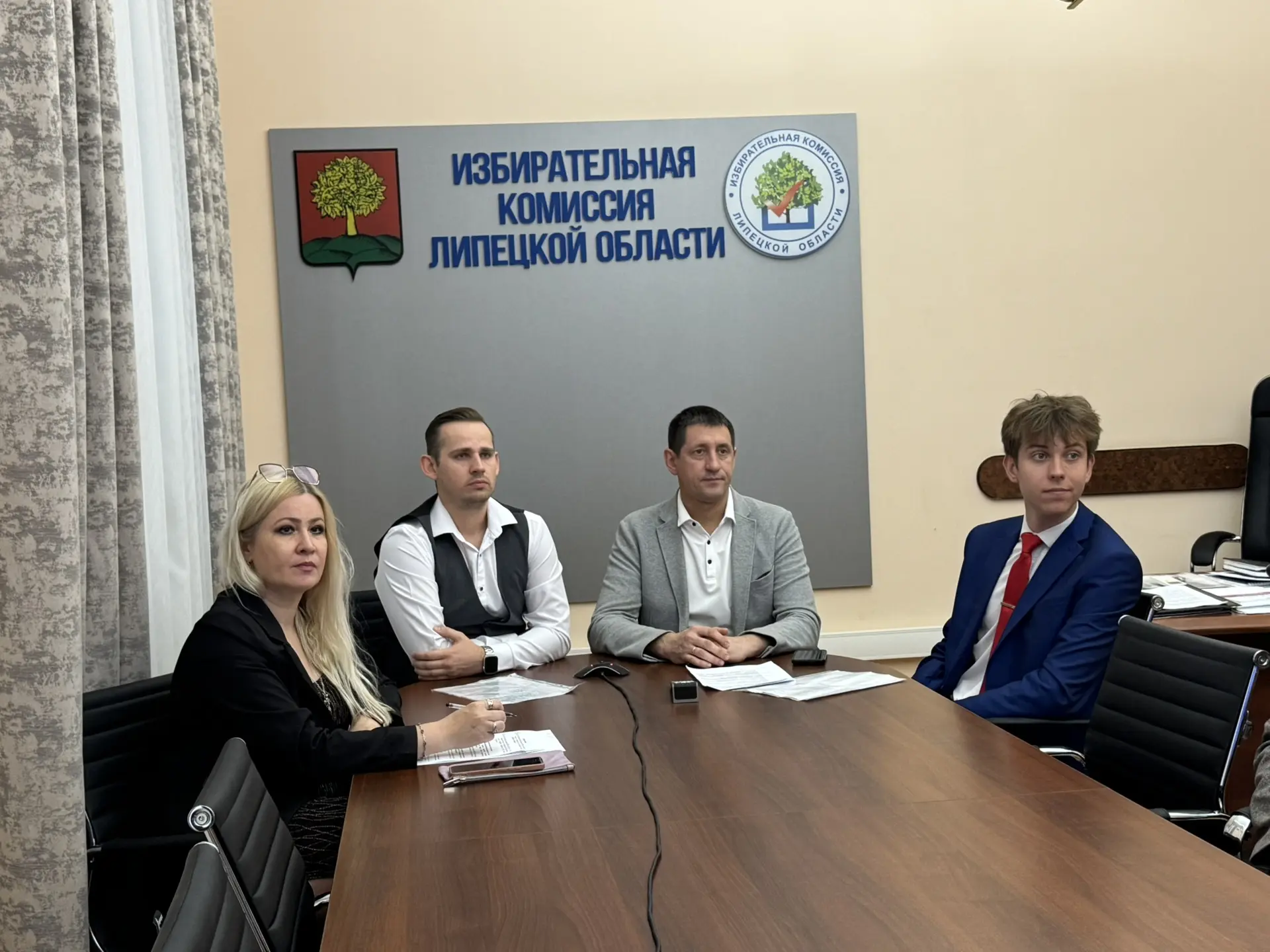 Липчане представили свои работы в финале Всероссийского конкурса  «Атмосфера»

Олег Селищев, старший