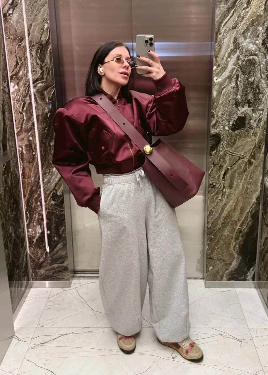 Давно подглядываю за Дашей и люблю ее рубрику lookoftheday, но она не просто одевается, а еще делитс