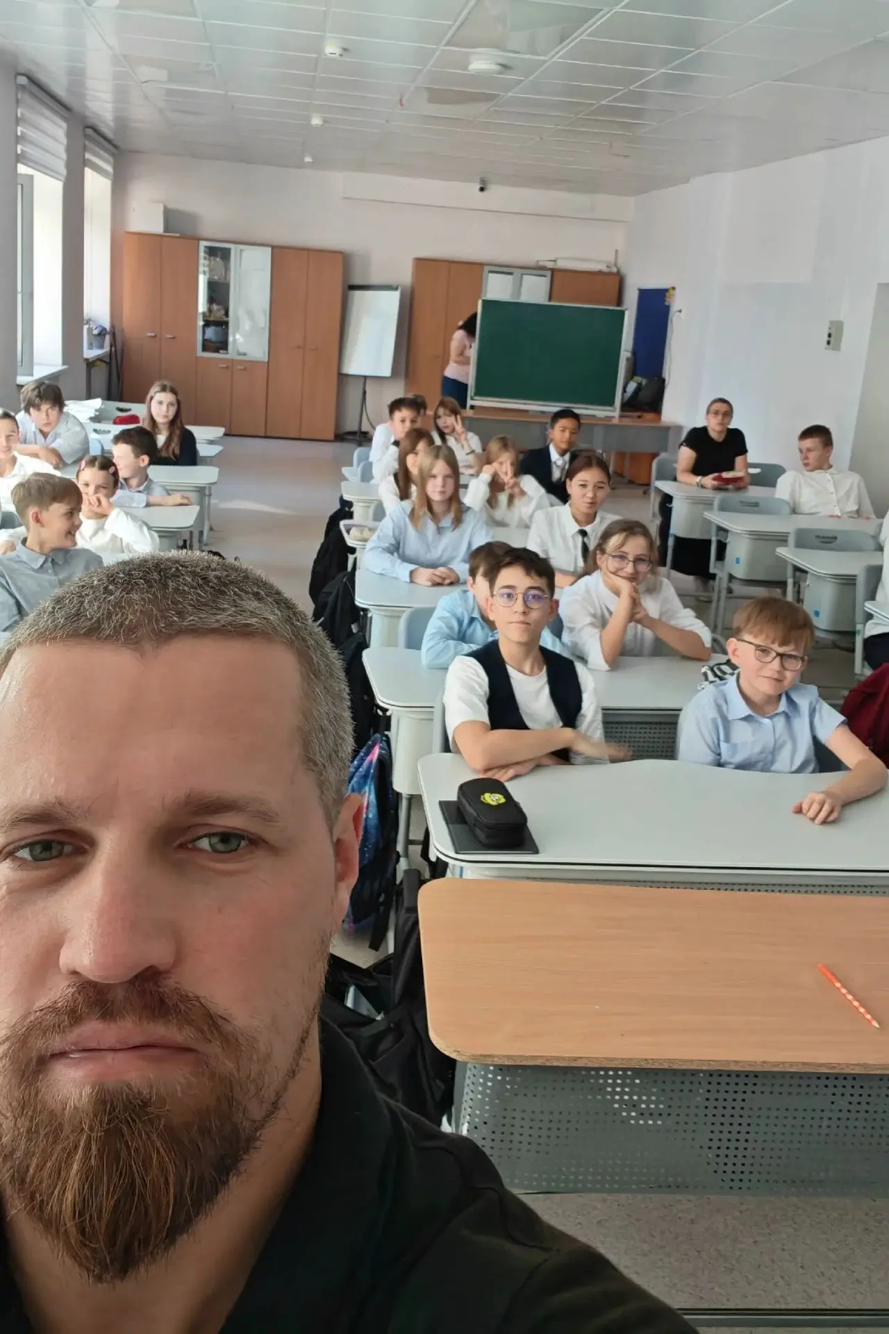 Вопрос ученика: А зачем Вам вообще это надо? Трезвостью заниматься? Большинство людей ж...