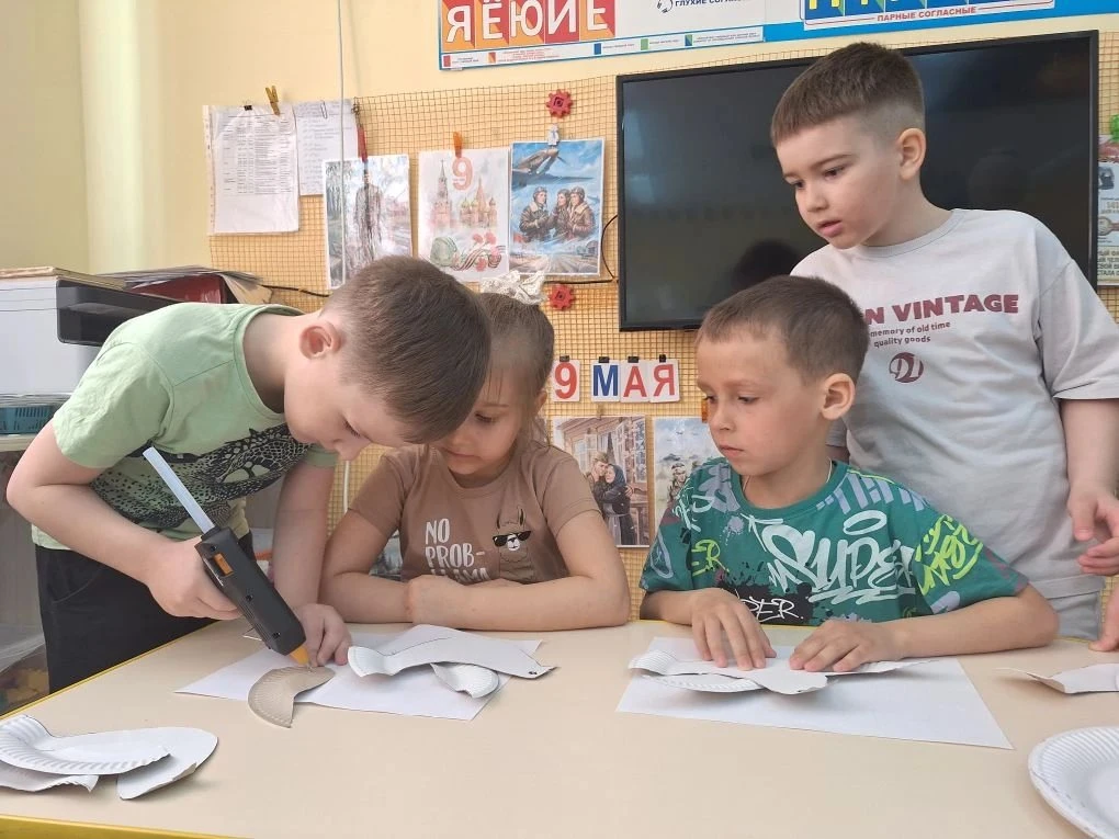 В подготовительной группе №4 успешно реализован образовательный проект «Мы помним! Мы г...