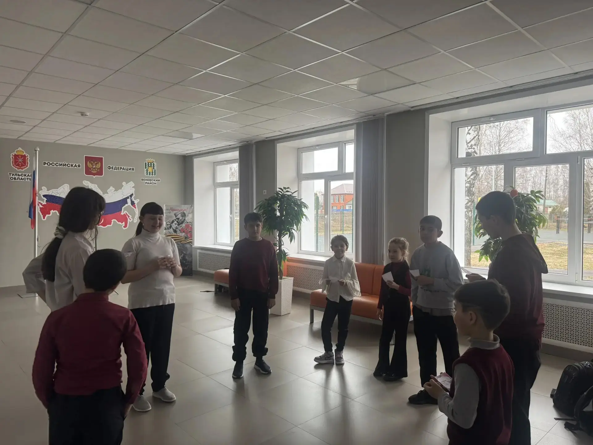 🚀 Космос ближе, чем кажется: игра «Кто я?» объединила обучающихся нашего центра образо...