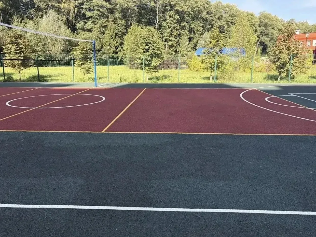 🏀В Калуге появилась новая спортивная площадка