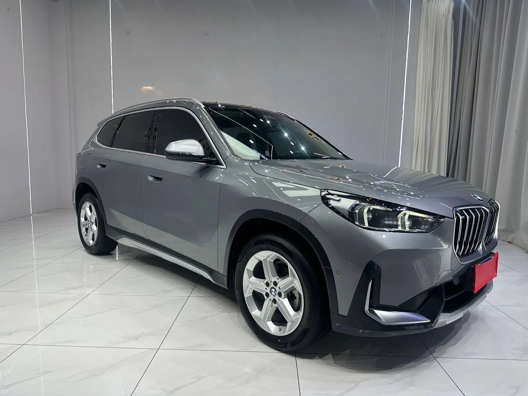✅ BMW X1 (с пробегом)