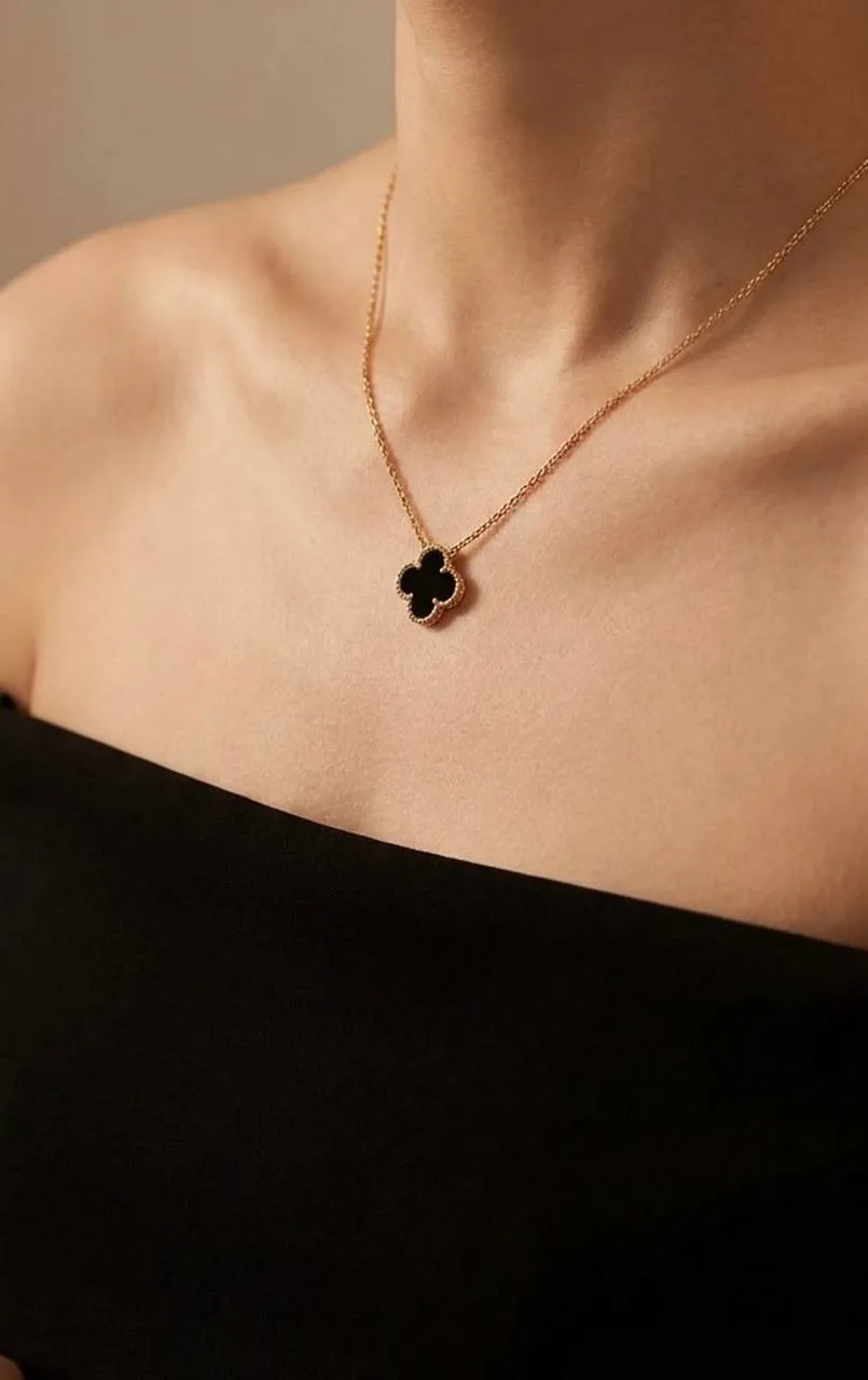 Подвеска  Van Cleef & Arpels 🖤
