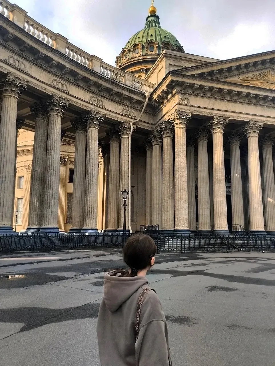 ✨КУЛЬТУРНЫЙ ОТДЫХ И ПОИСК ПЕРСПЕКТИВ 

🌟 Знакомьтесь — Цыбенко Елизавета, студентка 2 курса отделен