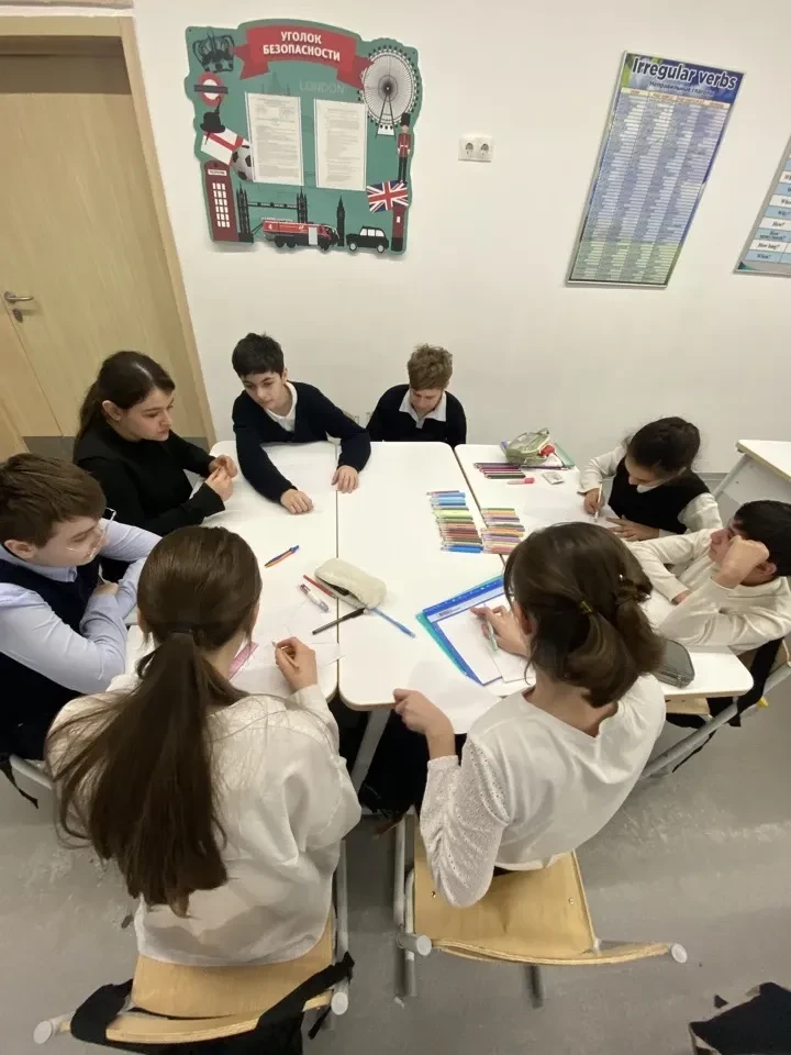 В рамках общешкольной предметной Недели иностранного языка в первом корпусе нашей школы с 27 по 30 а