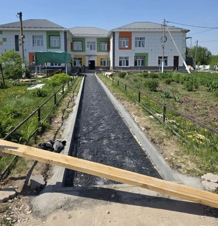 В Тюлячинском районе также проводится большой объем строительных и ремонтных работ. Сегодня самый ра