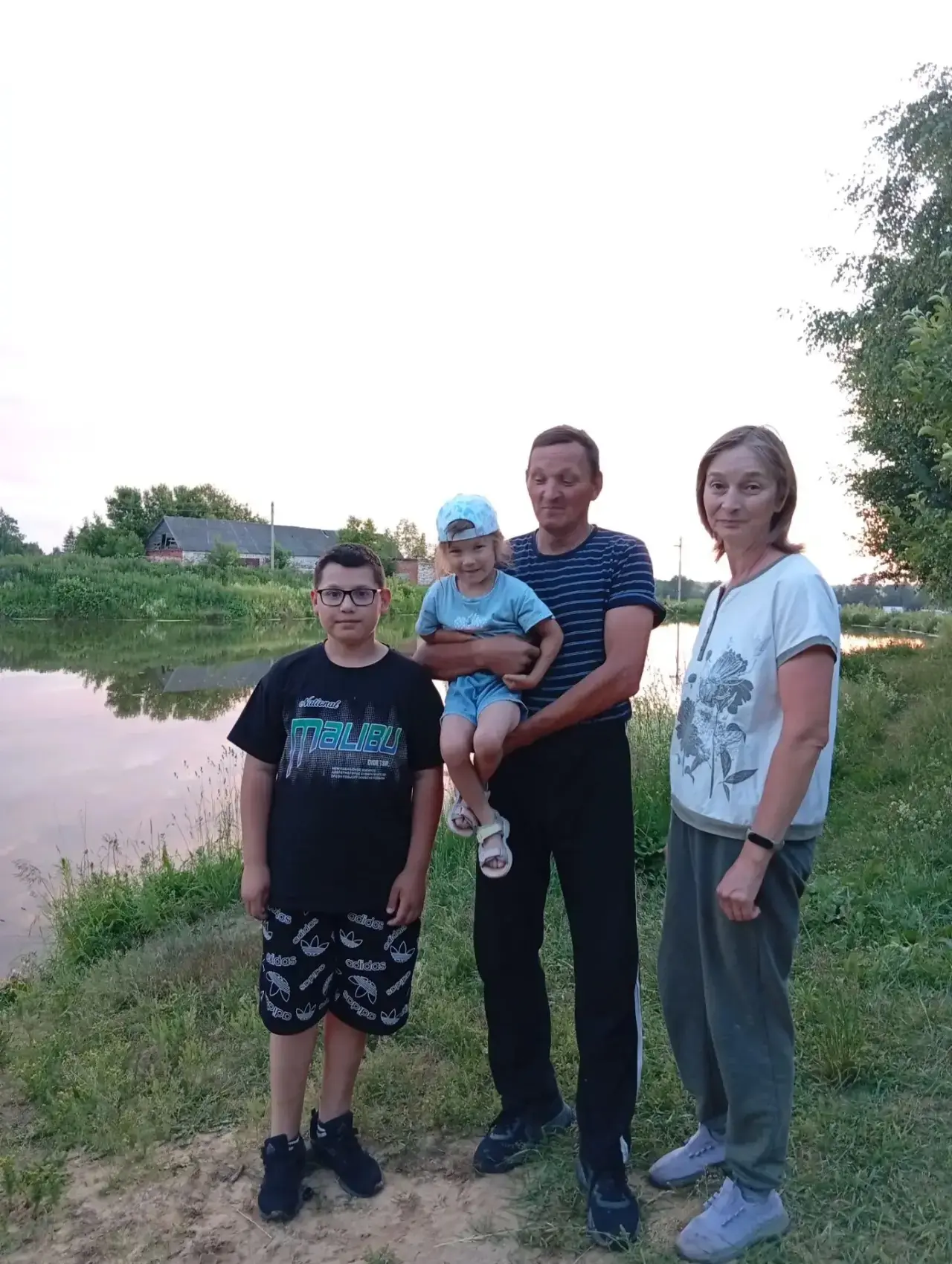 ‼️Родители 5 класса провели рейд  в рамках республиканской акции «Летний Родительский патруль».
Роди