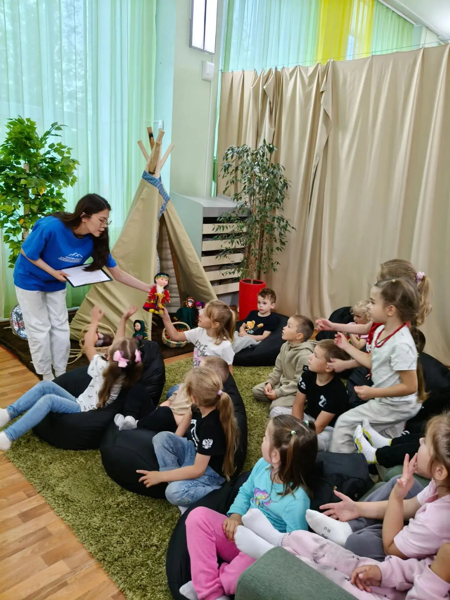 «Чумовые каникулы» в библиотеке: день, который мы запомним! 🏕️📚✨