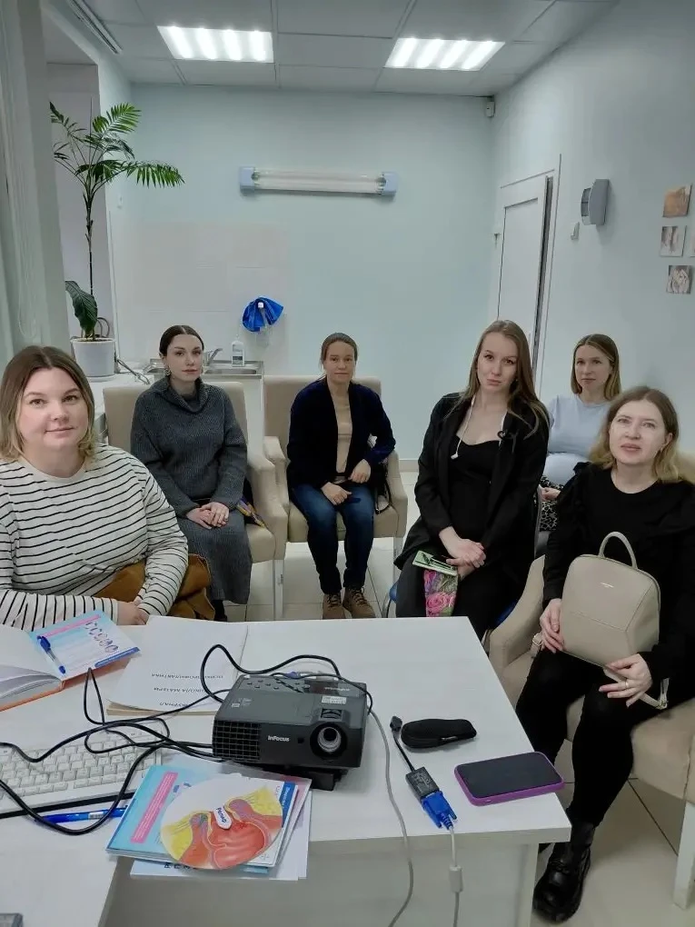 🤰 В женской консультации №2 отметили День беременных познавательной лекцией.