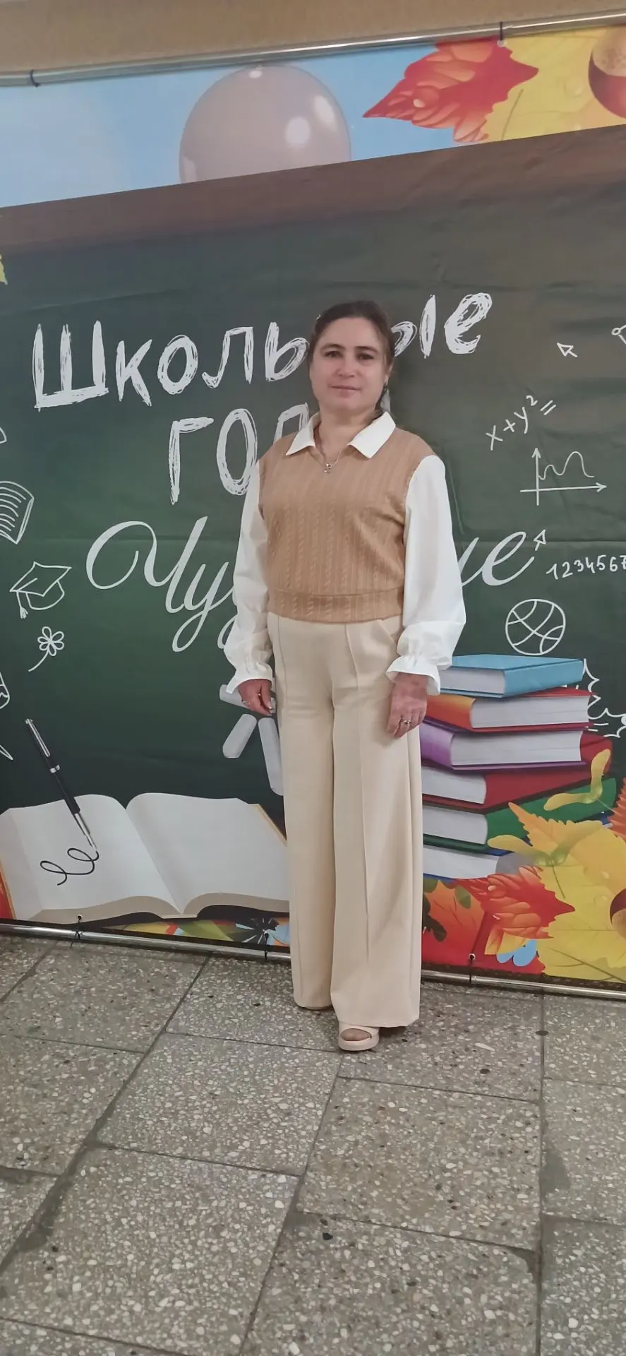 🎉Сегодня мы поздравляем с Днем рождения социального педагога Анну Маулявиевну Обоскало...