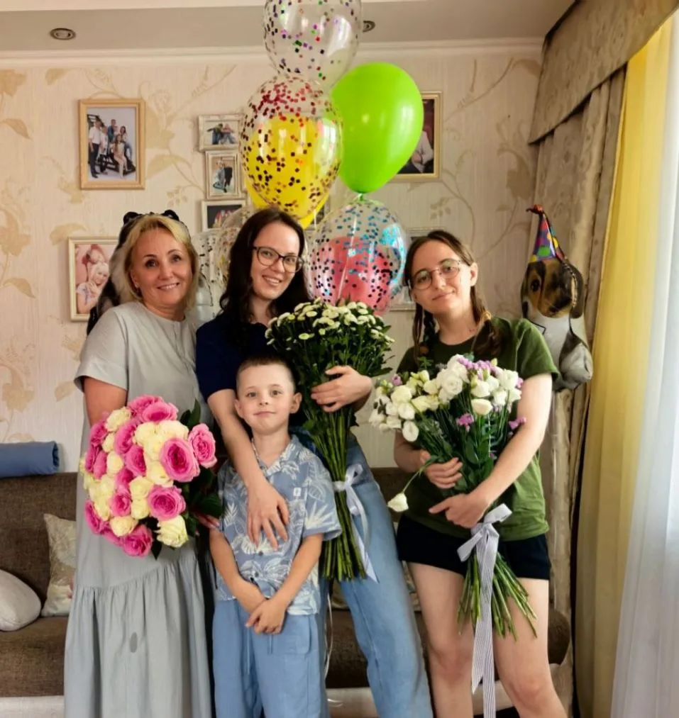 Евгению Андреичу сегодня  исполнилось 7 лет. Это самая важная и главная  дата в нашей с...
