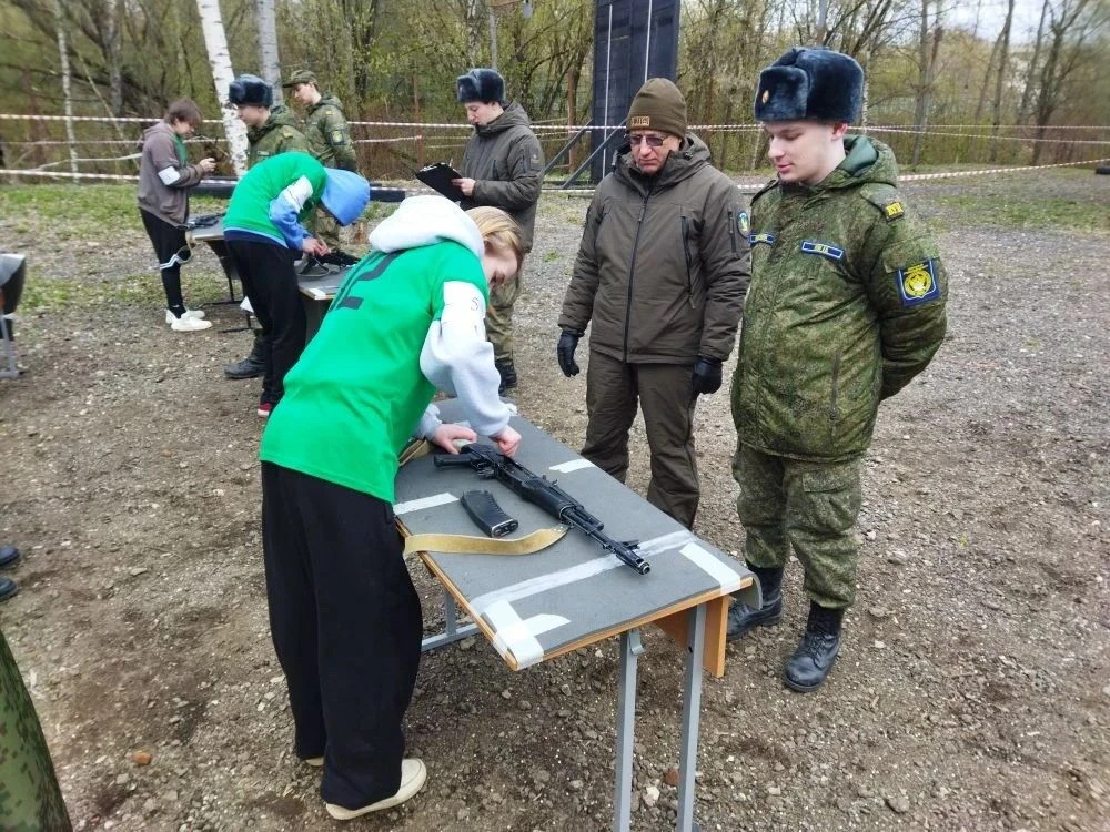 ✨ Наша команда в полуфинале состязания «Марш-бросок»!   🤝 На базе Военно-учебного центра РТУ МИРЭА п