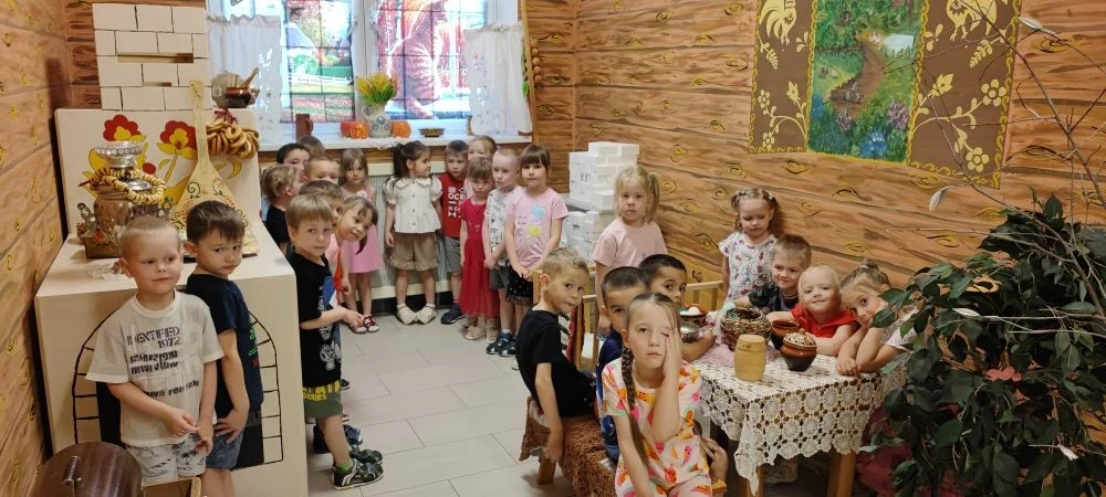 В МБДОУ «Детский сад № 2» г.о. Самара воспитатель  средней группы № 2 Пряхина О.Р., орг...