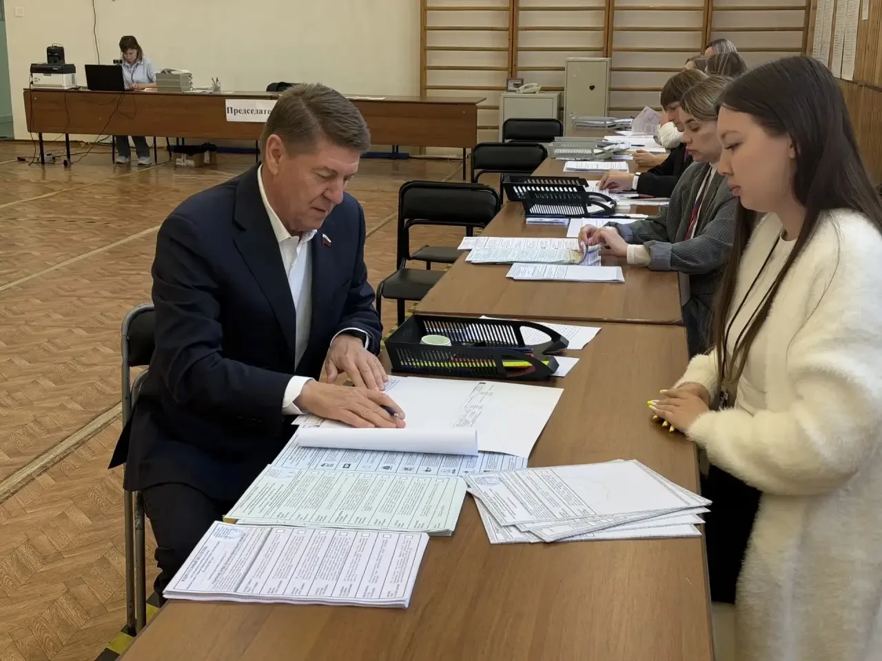 🗳️Сенатор Российской Федерации от Оренбургской области Андрей Шевченко посетил свой из...