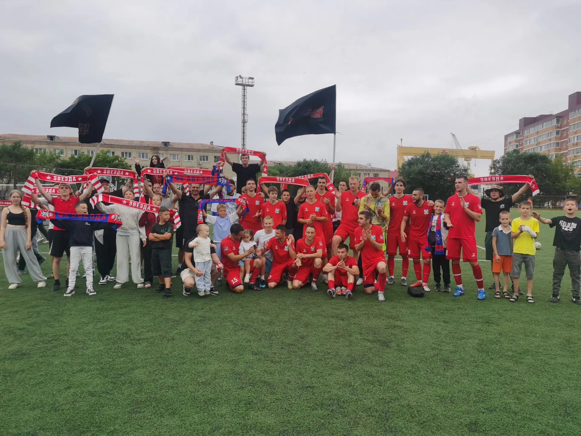 ⚽Игра завершилась ничьей со счётом 2:2

#БольшойКаменьЗаСпорт 

Администрация Большого Камня