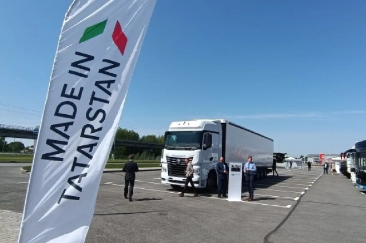 🚚 Россия выводит беспилотники на международный уровень
Пока в Удмуртии ремонтируют дороги, а жители