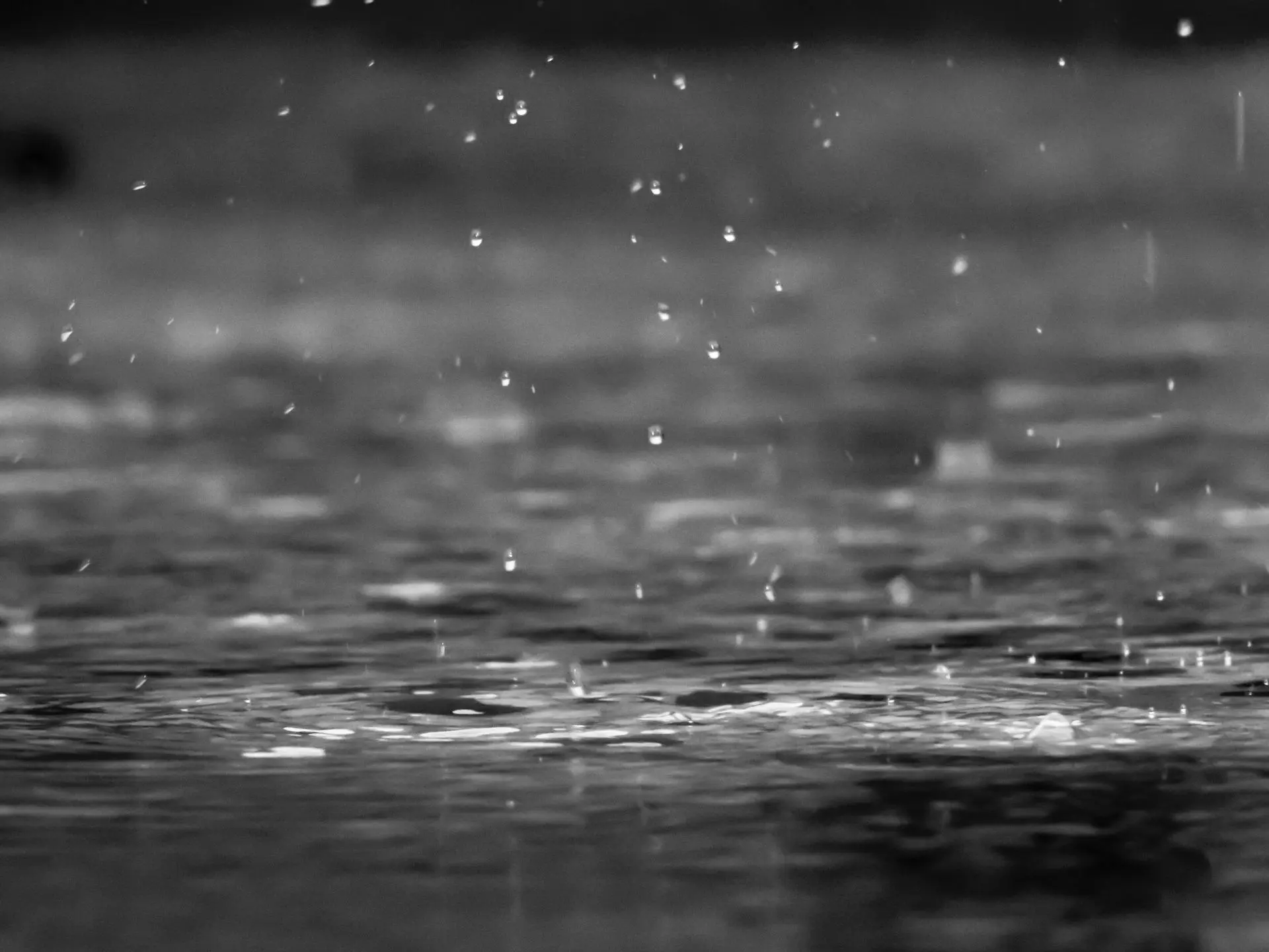 24 августа возможен рост уровней воды, выход воды на пойму, разлив малых рек и ручьев, ...
