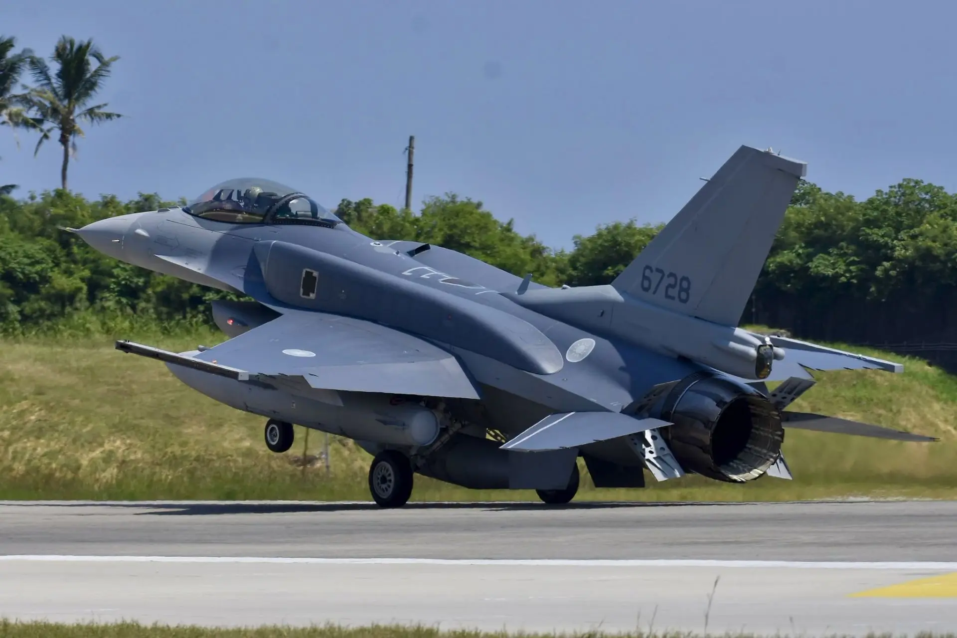 ✈️  Первые два американских истребителя F-16V Block 70 (б.н. 6727, 6728) 2 октября приб...