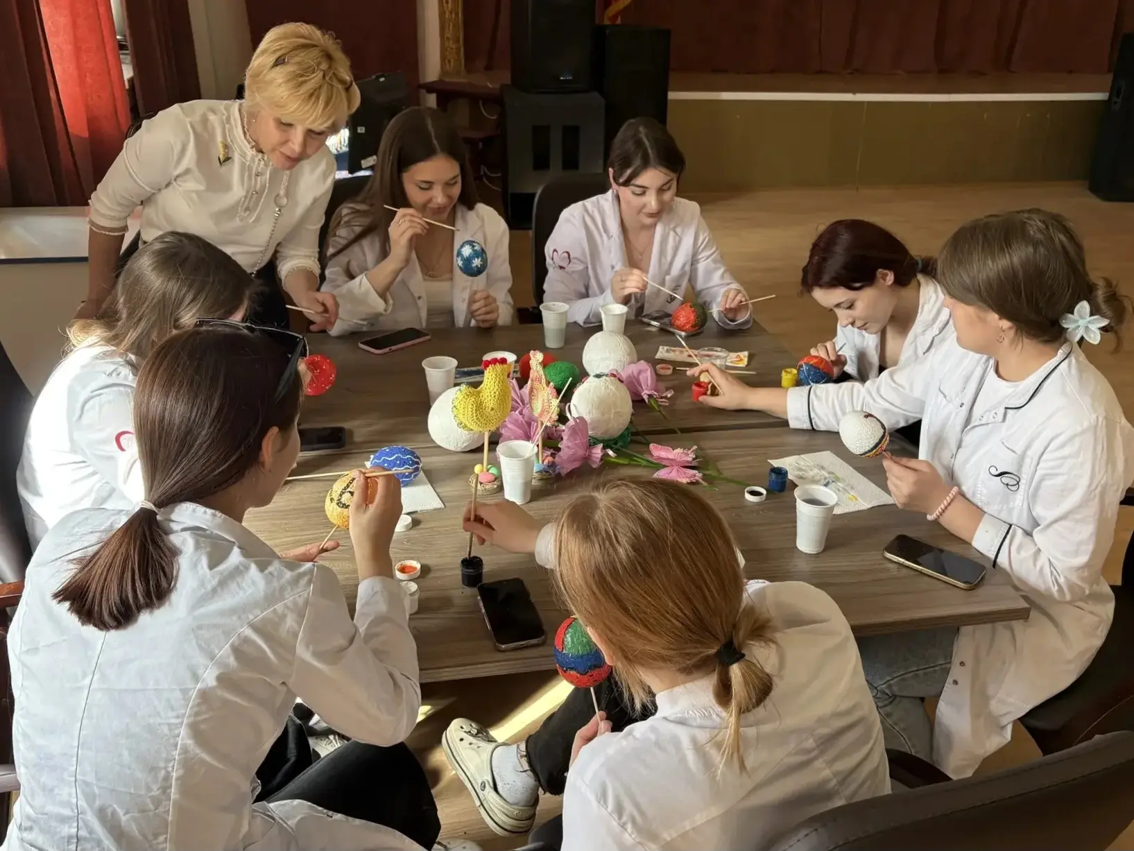 Мастер-класс «Пасхальная сказка»  🙌 В колледже прошёл душевный мастер-класс, посвящённый светлому пр