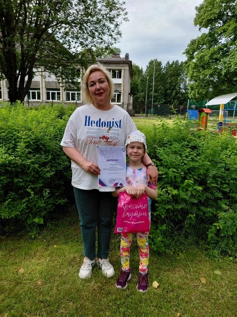 🌈🎈В мире, где так важно сохранять единство и взаимопонимание, детский голос, произносящий искренни