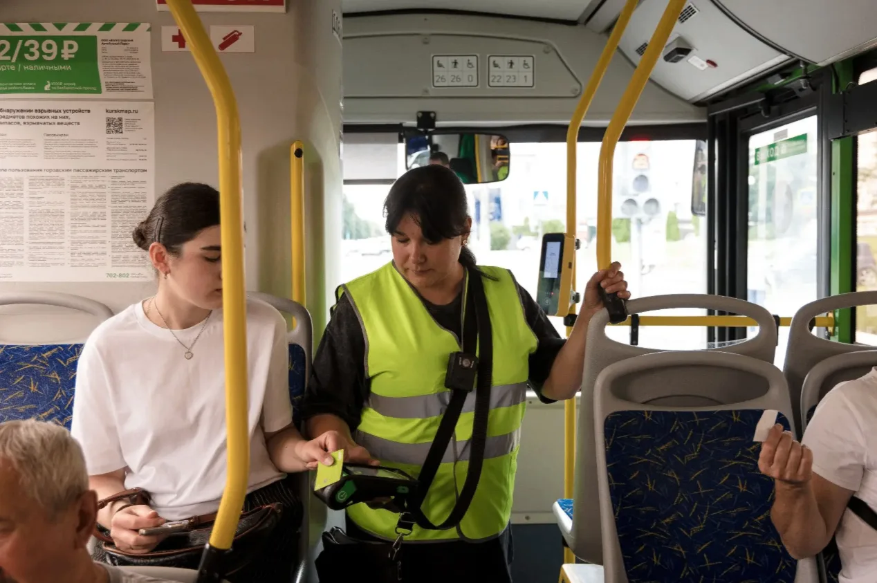 🚌 Оплатить проезд в автобусах и троллейбусах Курска можно через приложение «Яндекс Go»...