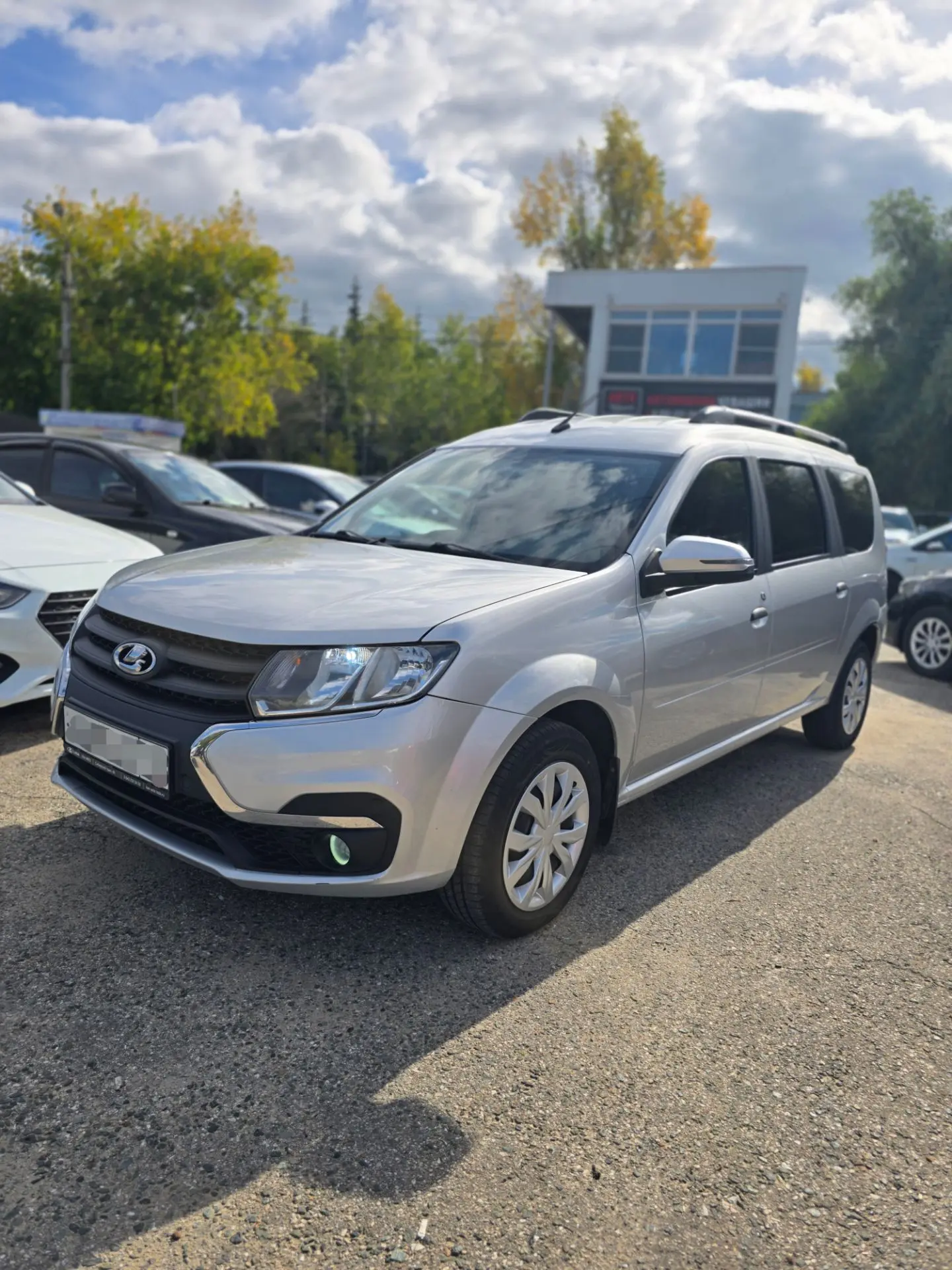 Lada Largus 2024г.1.6л МТ