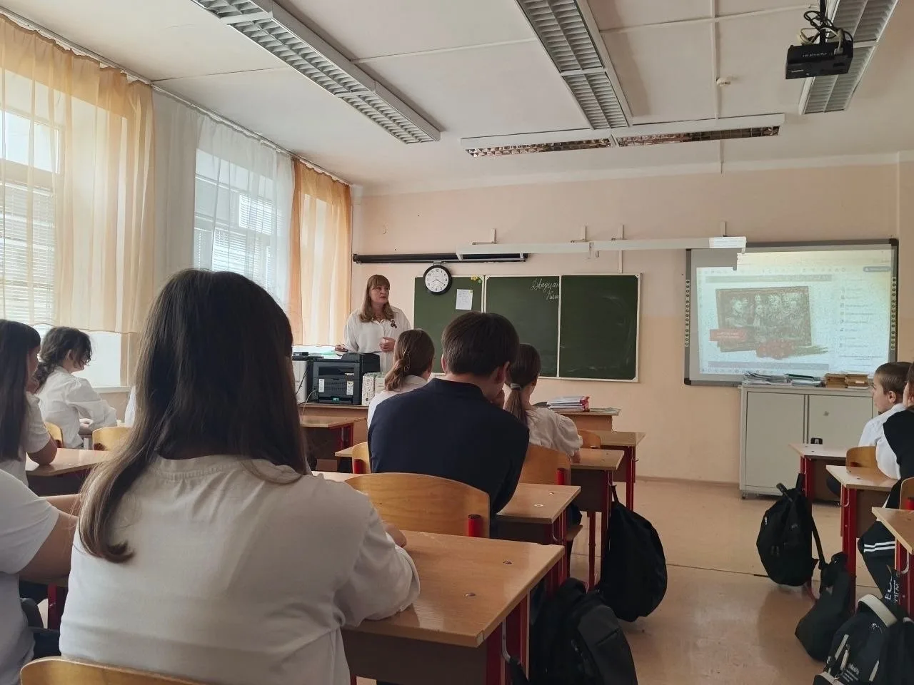 Разговоры о важом: Песни о войне. Ко дню победы.  Тема занятия «Песни о войне. Ко Дню Победы» посвящ