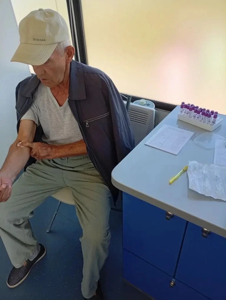 🚑13.08.2026 Состоялся выезд сотрудников ОБУЗ "Медвенская ЦРБ" в с. Любач на передвижно...