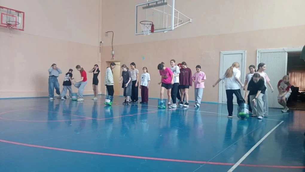 🤸На базе нашей школы с успехом прошло грандиозное спортивно-массовое мероприятие под названием "Ай д