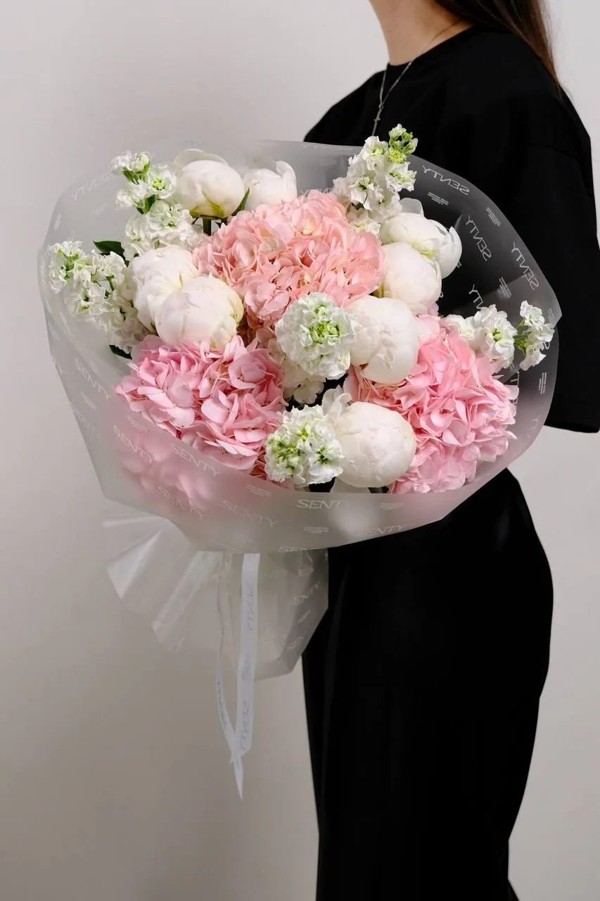 Собрали для вас подборку букетов в разном бюджете💐