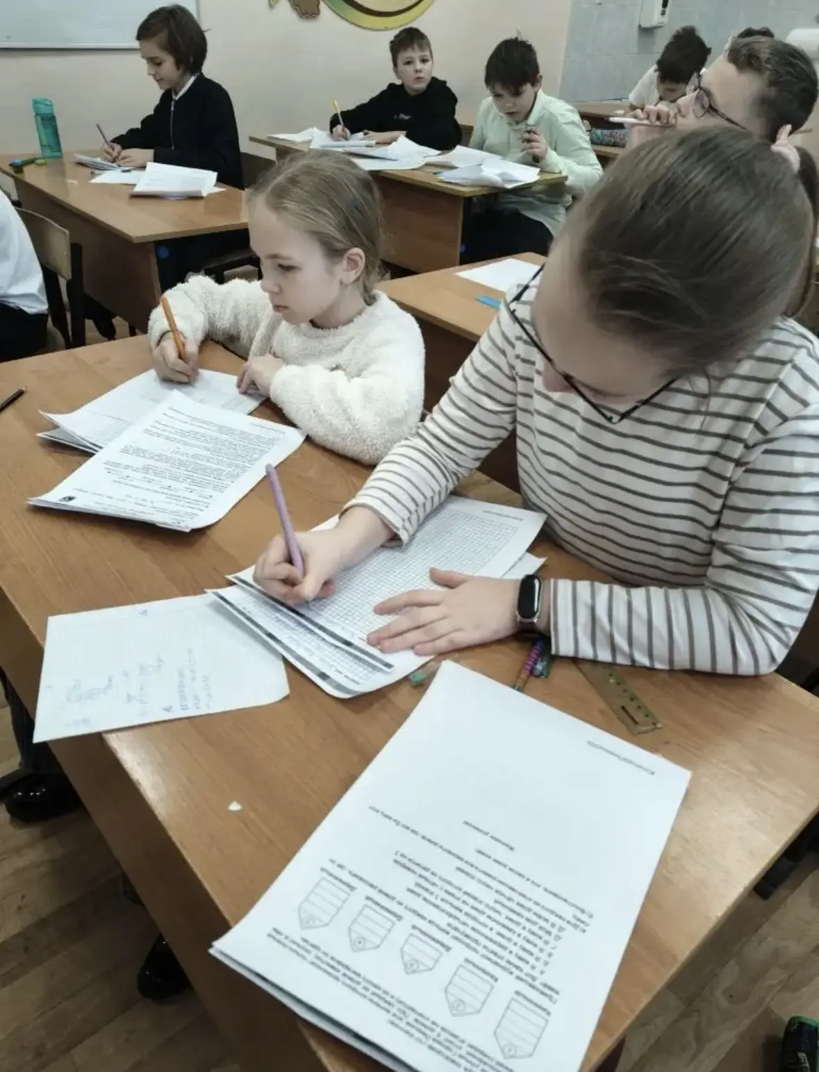 Ребята из 5"М" - 1 математического класса приняли участие в масштабном и традиционном событии — VI М