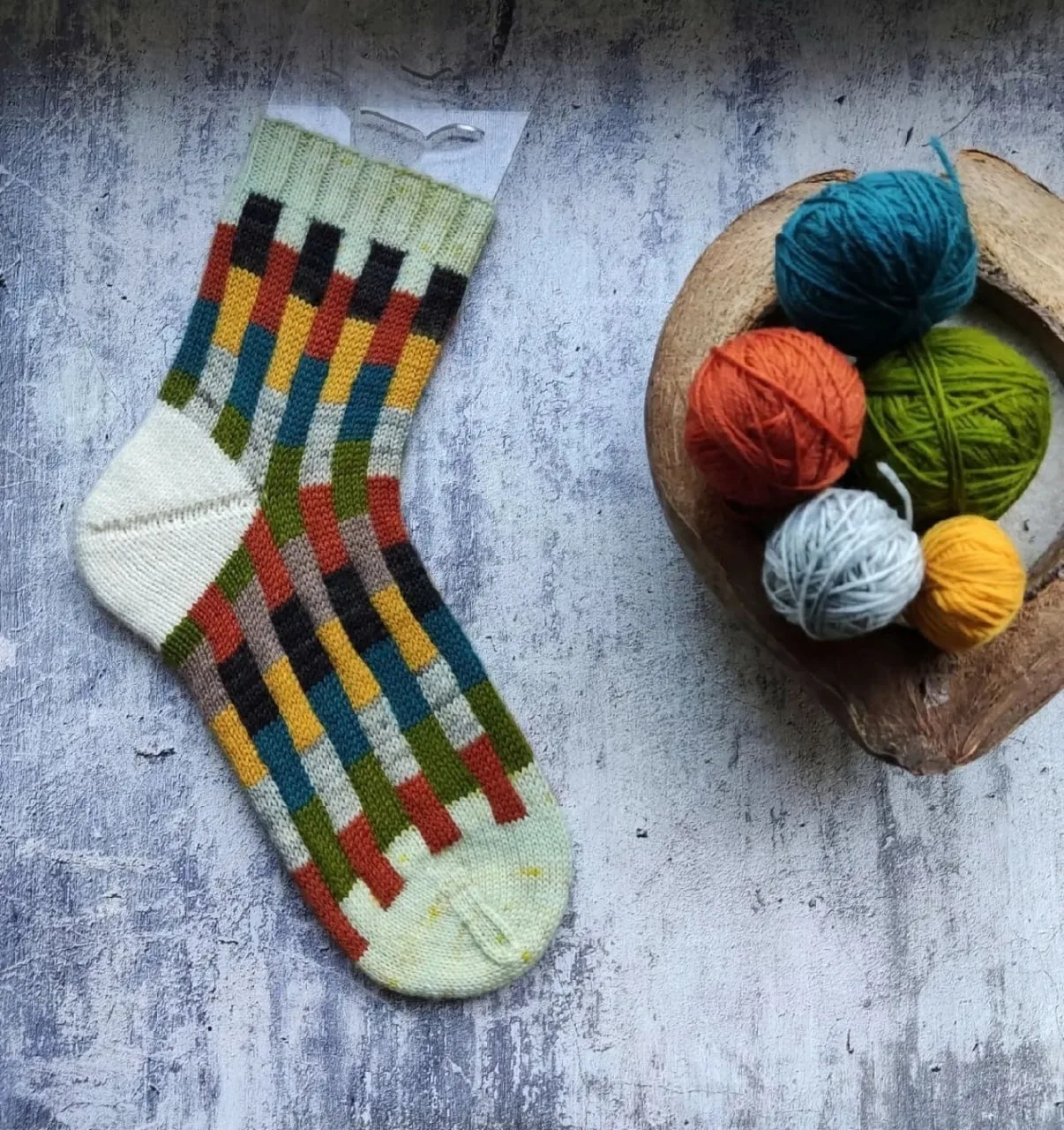 🔥Отличный вариант использования остатков пряжи

Автор: vikis_knit

❇️ Сохраняйте в копилку

Вяжем н