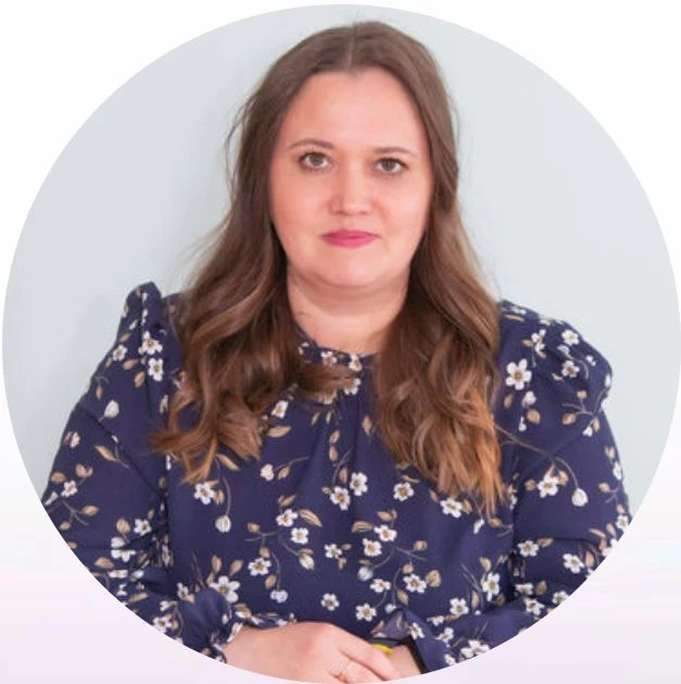Поздравляем с Днём рождения Альбину Самигулловну Салихову, главного бухгалтера нашей шк...
