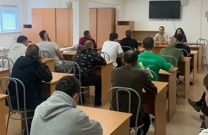 В УФИЦ при ЛИУ №19 провел лекцию для осужденных к принудительным работам директор центра пробации «К